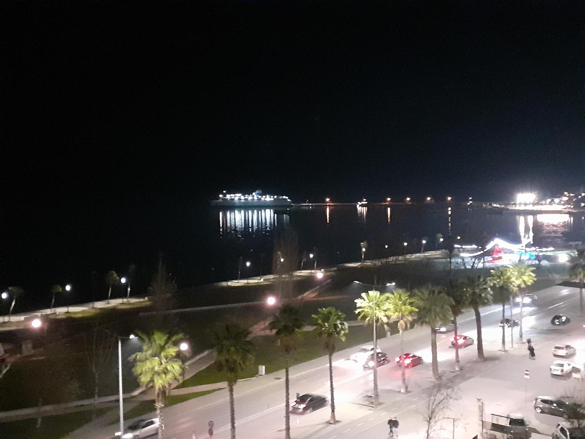 Seaside Apartment Vlore Exterior photo